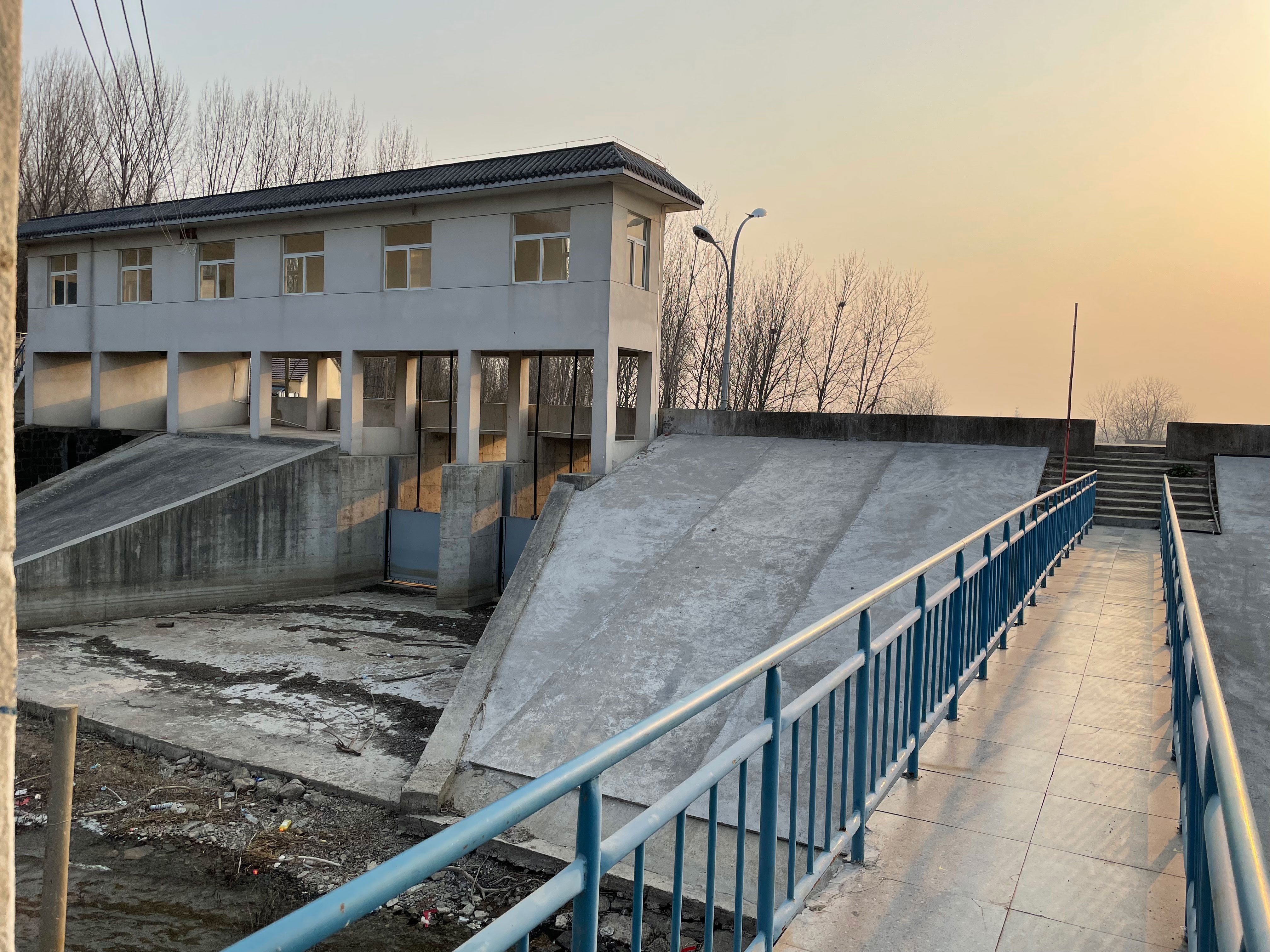 Application of dam safety monitoring system in anhui reservoir